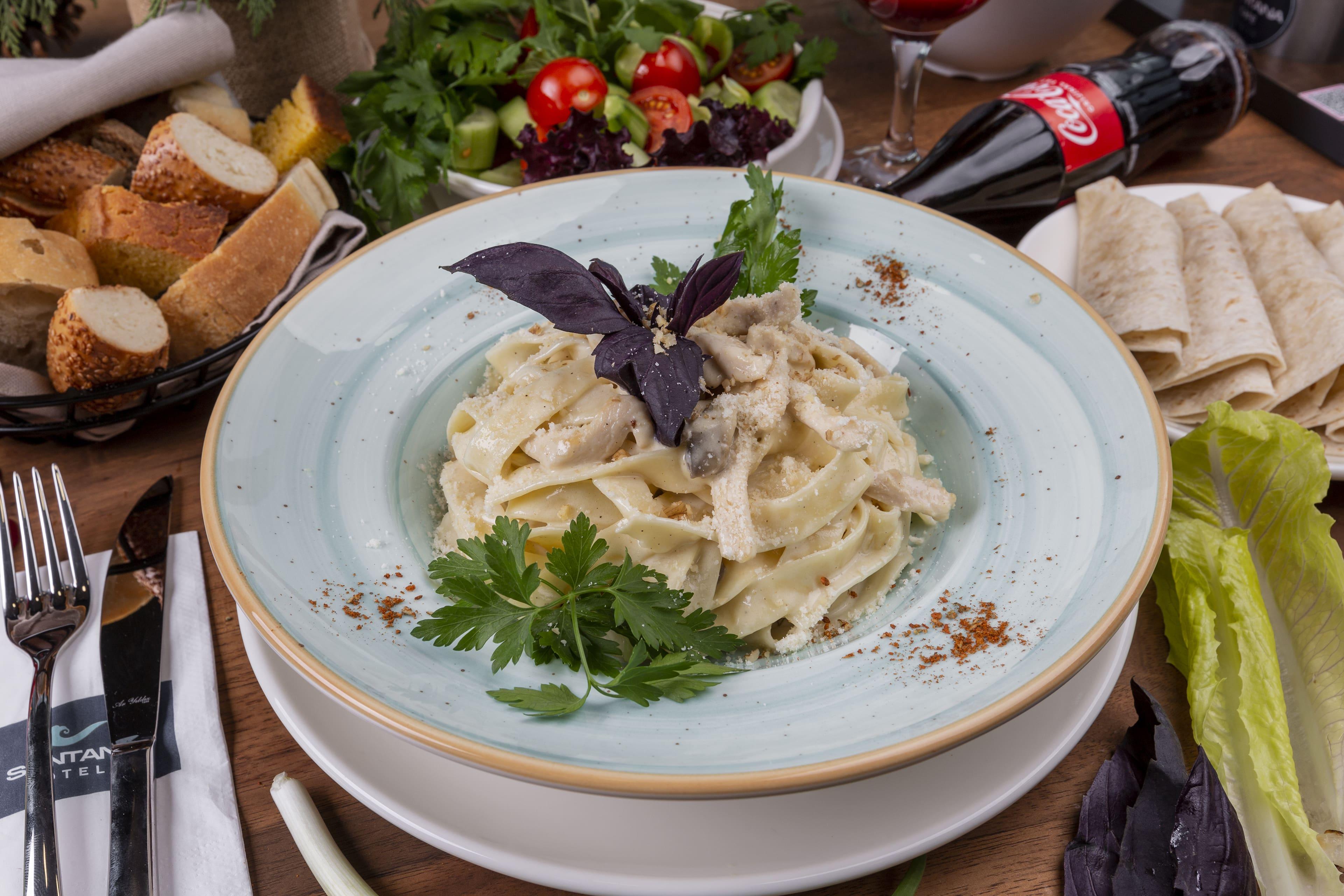 FETTUCİNİ ALFREDO